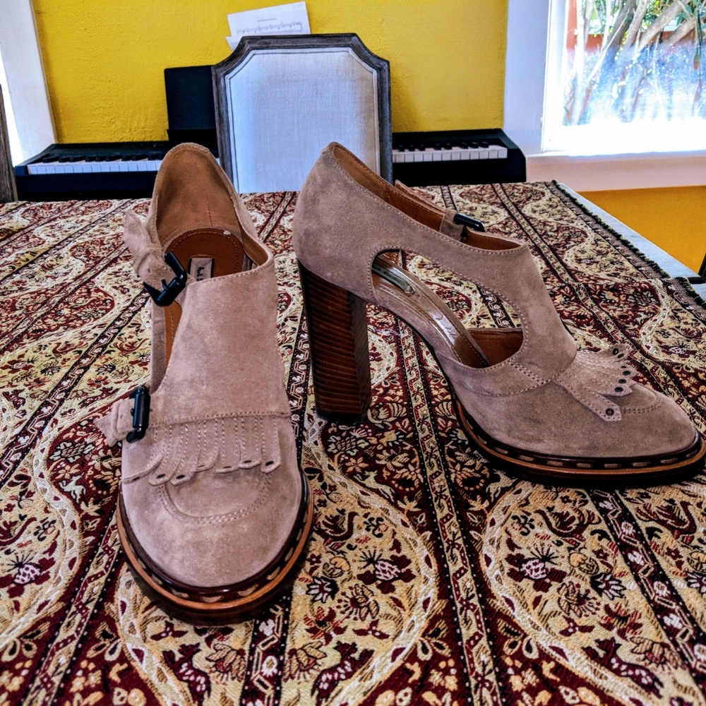 Near new Paul Smith taupe suede pump oxfords 38.5